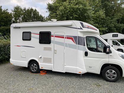 Rimor Seal 12 Plus "Tourer"