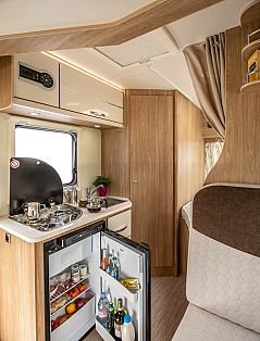 Rimor Seal 12 Plus "Tourer"